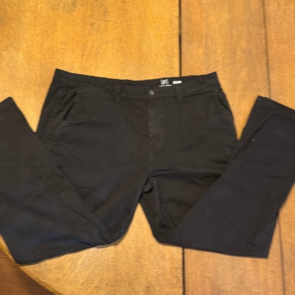 Black dress pants 40 x 30 George Slim